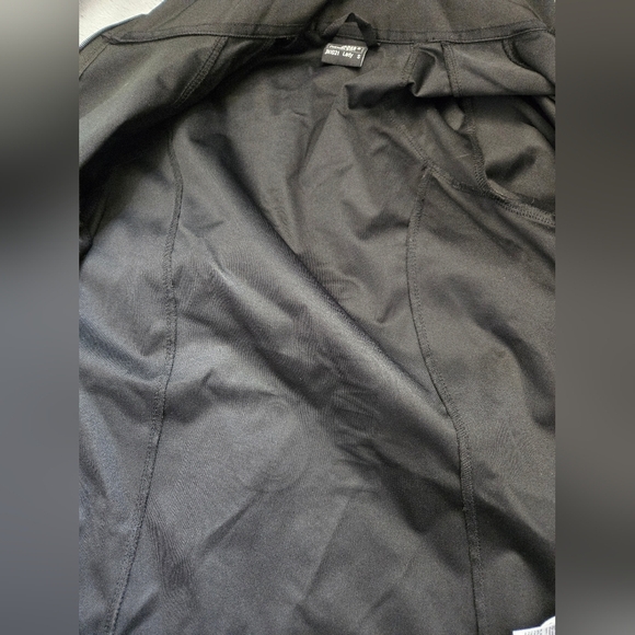 JAMES & NICHOLSON MERCEDES Black Jacket with BMW testing Track Back. Size Small - Picture 12 of 15